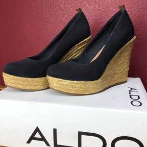ALDO - “Drewel” Black and Brown Wedge